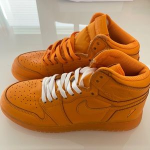 Nike Air Jordan 1 Retro High Gatorade Youth Size 6.5Y Orange Peel GS AJ6000-880